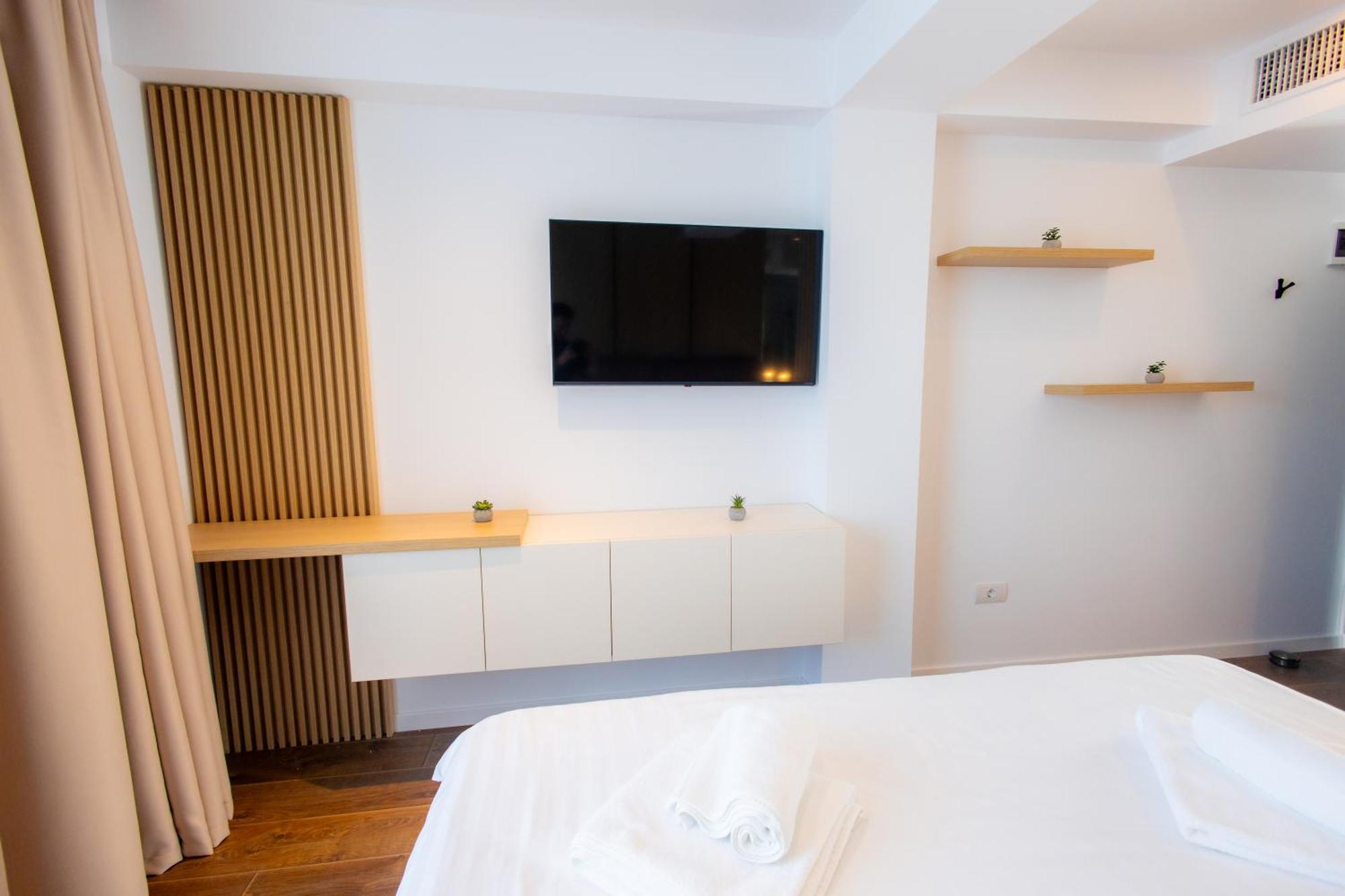 Yrys House - Adults Only Hotel Ieşelniţa Bagian luar foto